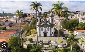 Flat ao lado UFSJ e Igreja São Francisco